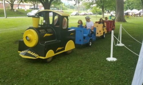 trackless train